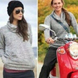 Athleta Gray Batwing and Robin Cowl Neck Pullover